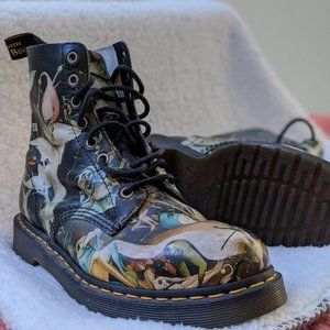 RARE Dr Martens Bosch 1460 Pascal Hell Boots